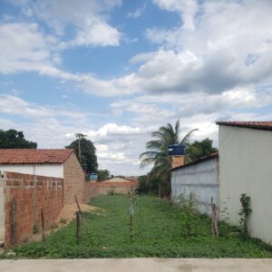 terreno 7m x 40m alto da caixa d'água