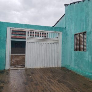 casa 10/35 com ponto comercial